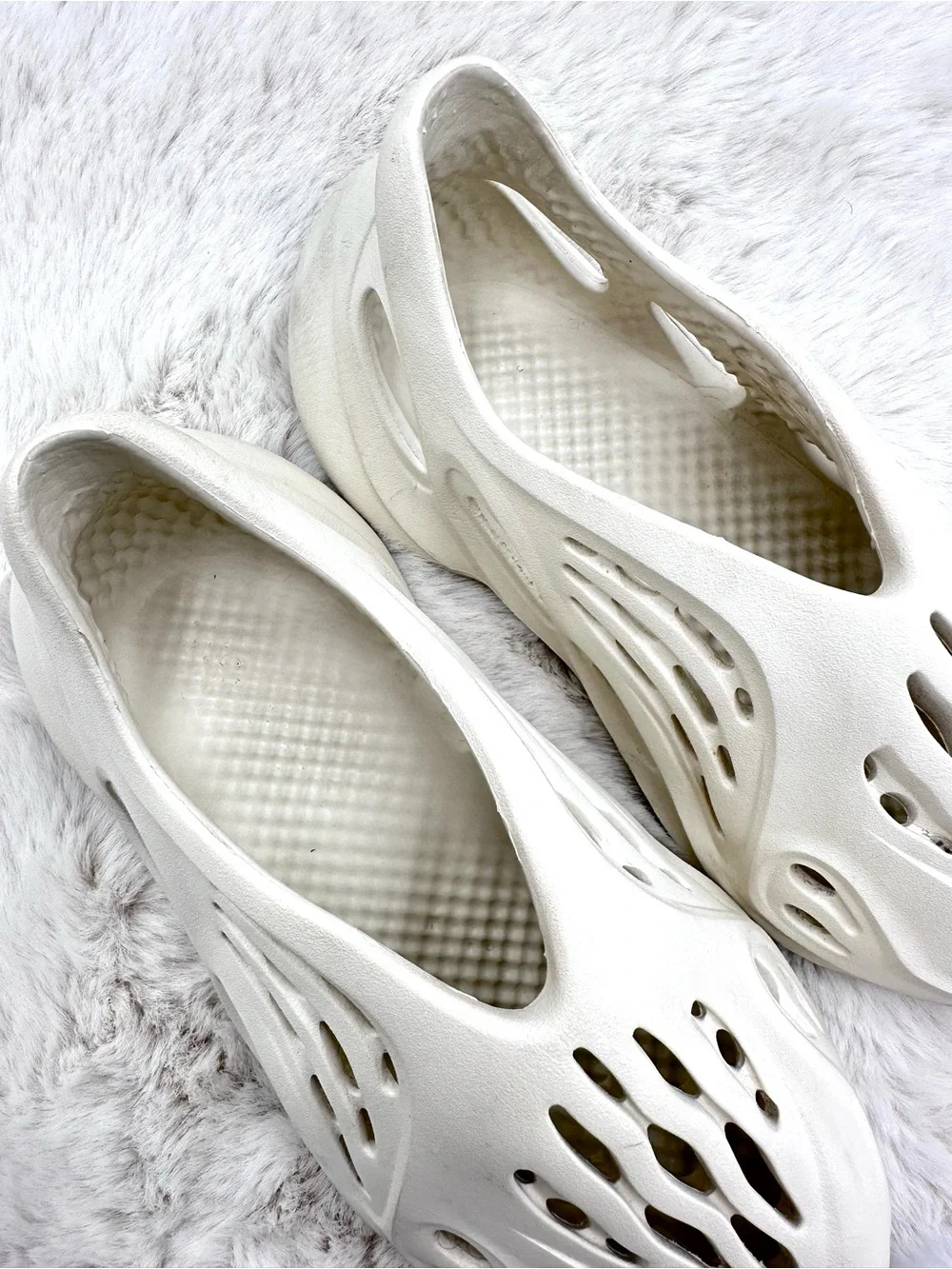 Yeezy adidas foam